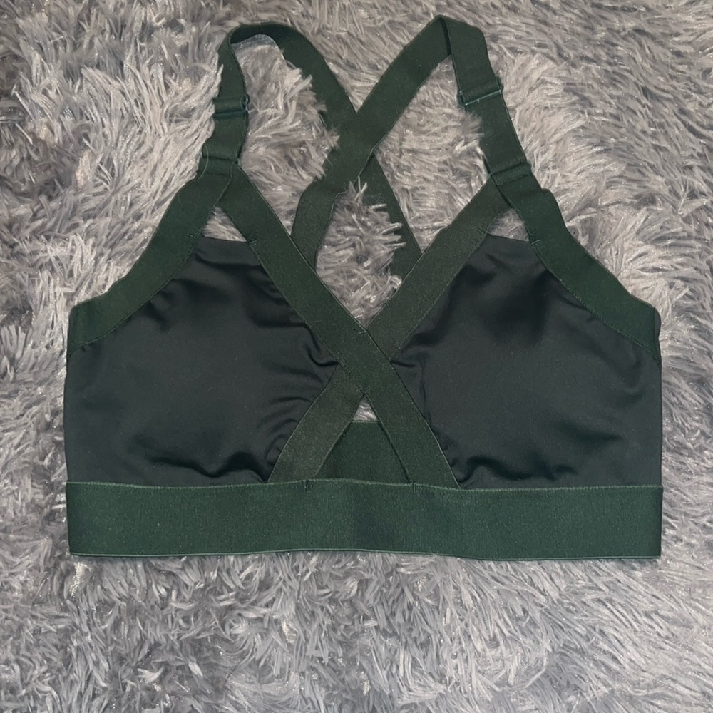 Medium Buffbunny cutout sports bra